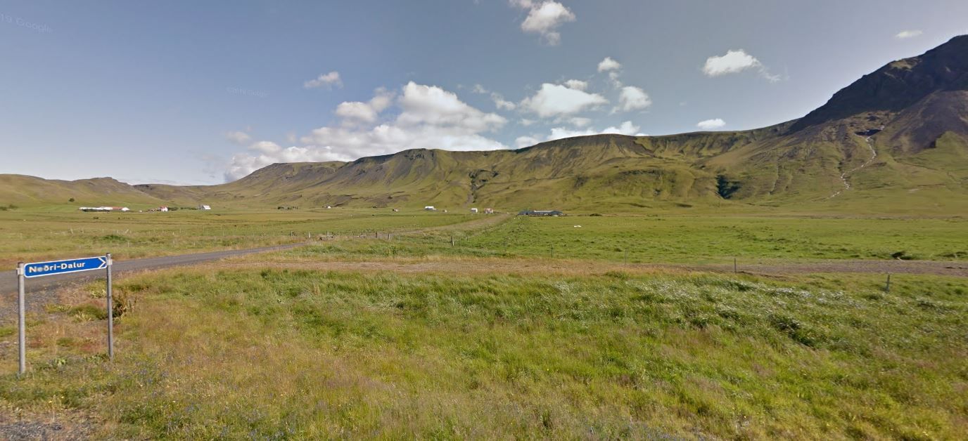 Útsýni yfir Neðri-dal við Fjallageymslur